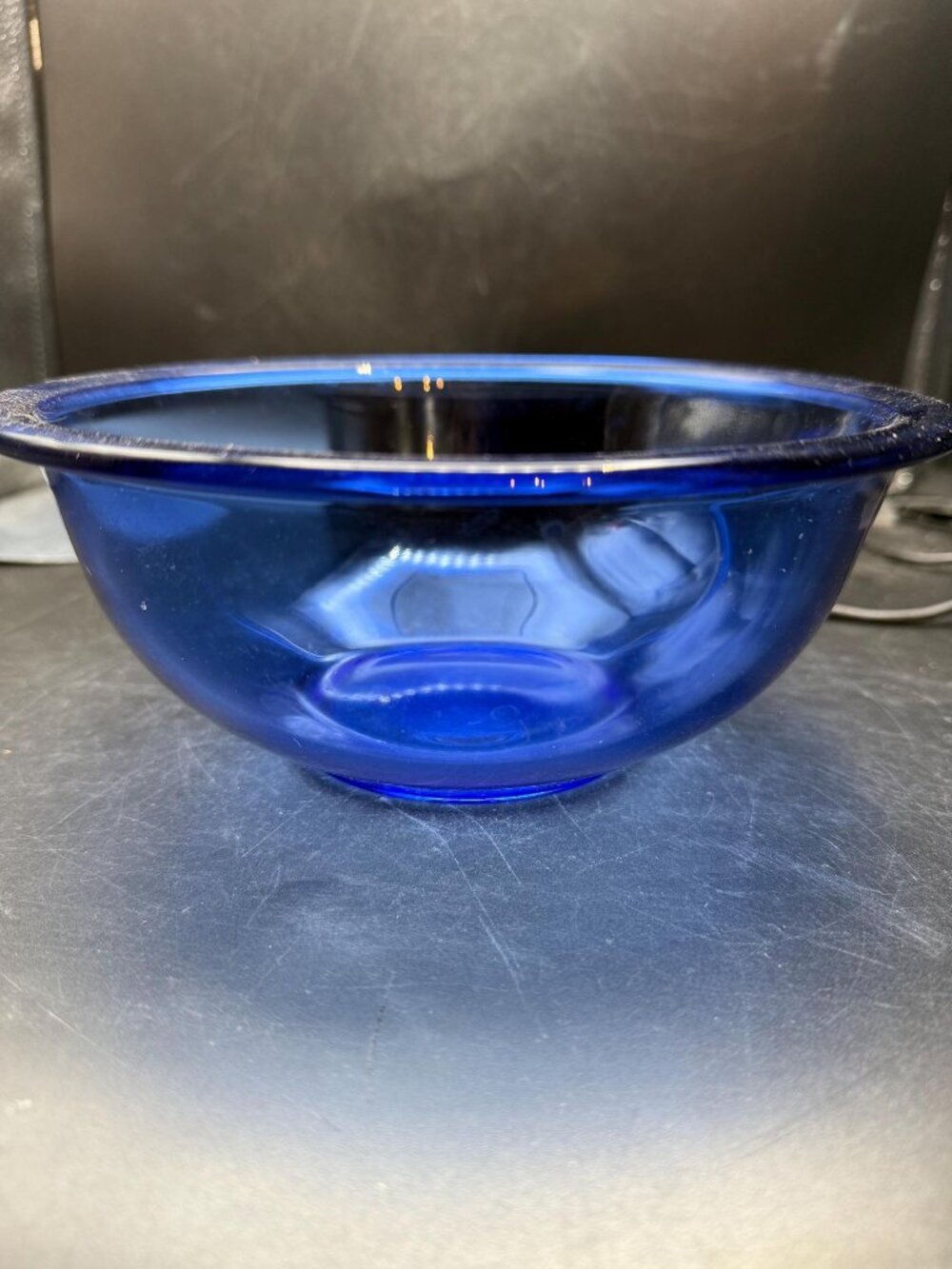 Cobalt Pyrex Bowl Flat Edge 1.5 L